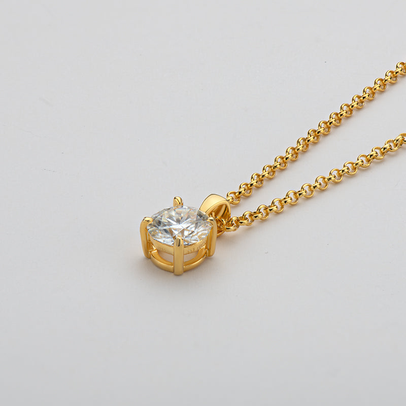 Heart Moissanite Necklace – Diamond-Like Sparkle, Elegant Gift for Her
