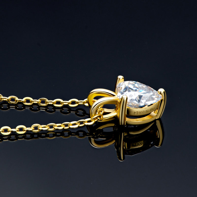 Moissanite Pendant Necklace – Brilliant Diamond-Like Sparkle, Elegant Gift for Her